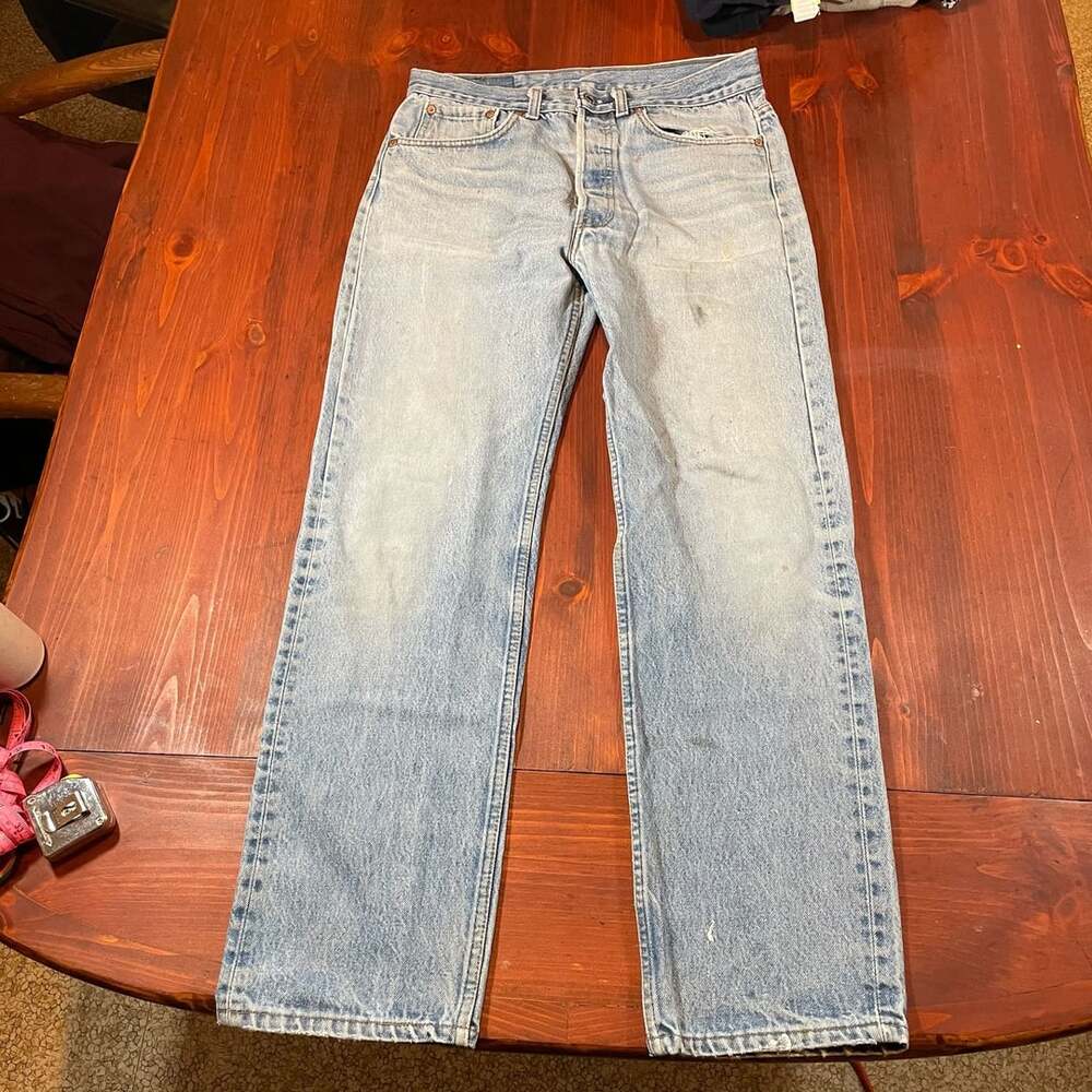 Levi's 501xx Size W33 L33 Light Wash Denim Jeans Made in USA
